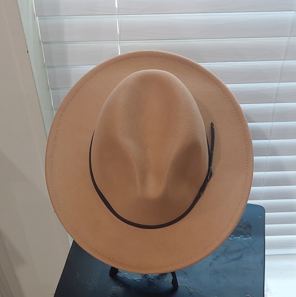 Fashion Fedora Hat Thin Leather Strap Accent Carmel Brown - Picture 8 of 10